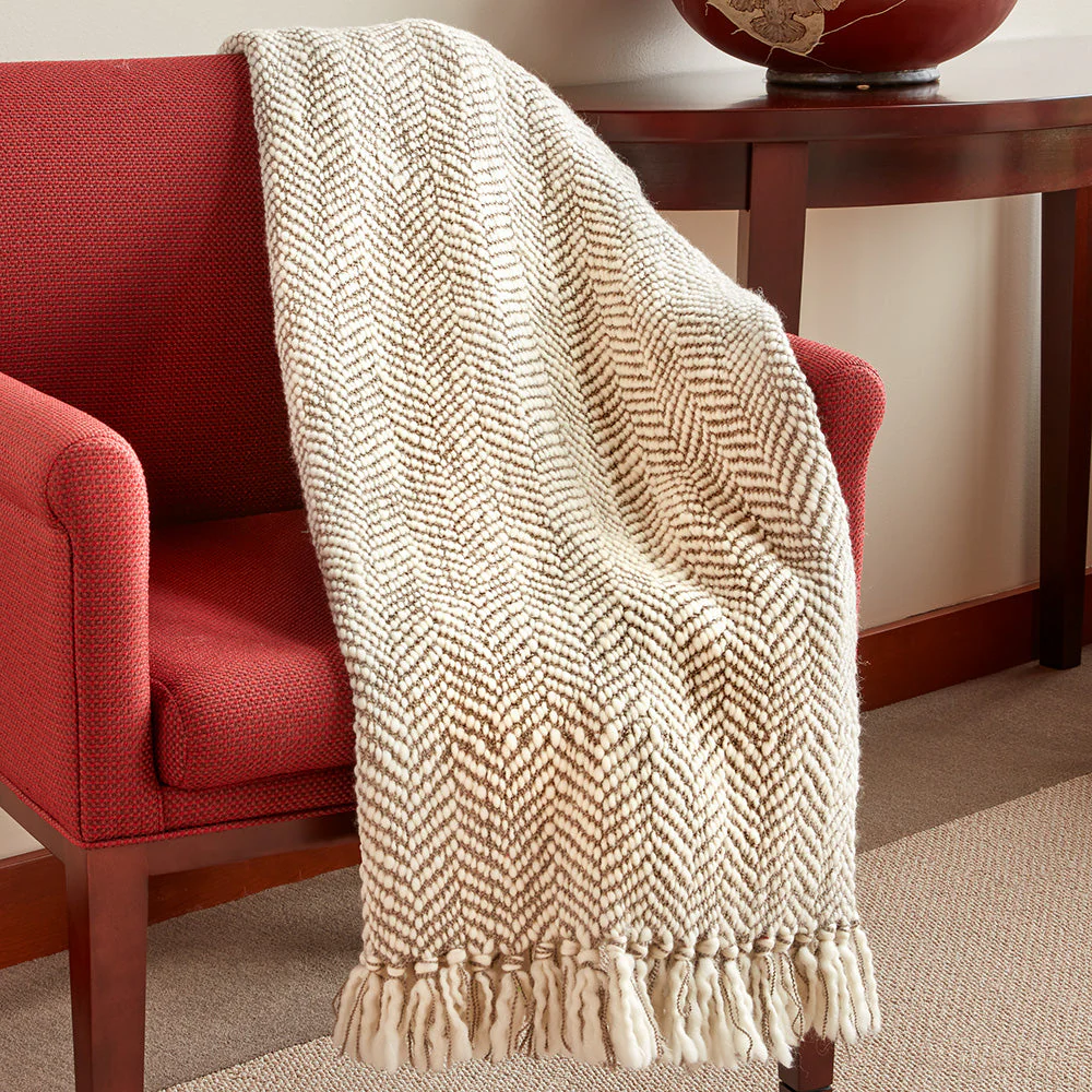 Avasa Wool Bella Throw - Image 2