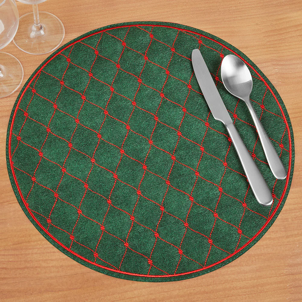 Bodrum Quilted Diamonds Round Vinyl Placemat - Image 2