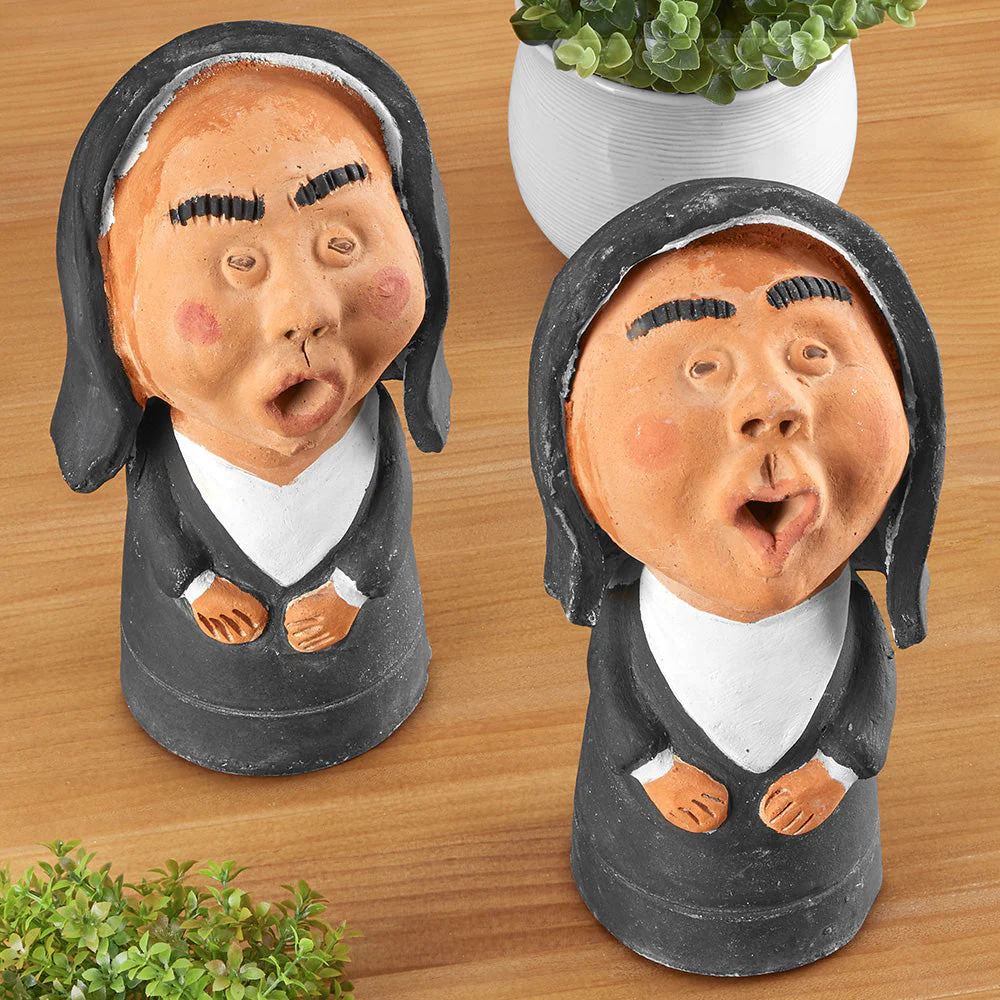 Caroling Nun Figurines - Image 3