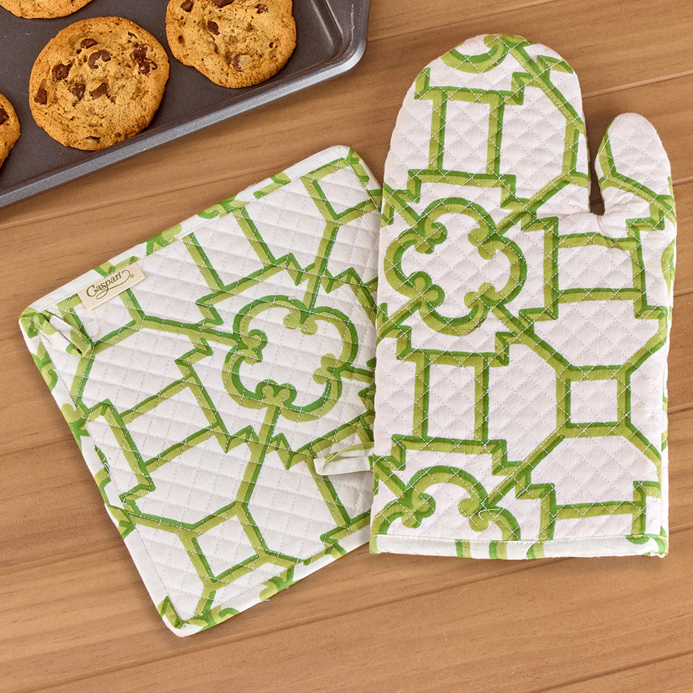 Caspari Oven Mitt/Potholder Set, Garden Green