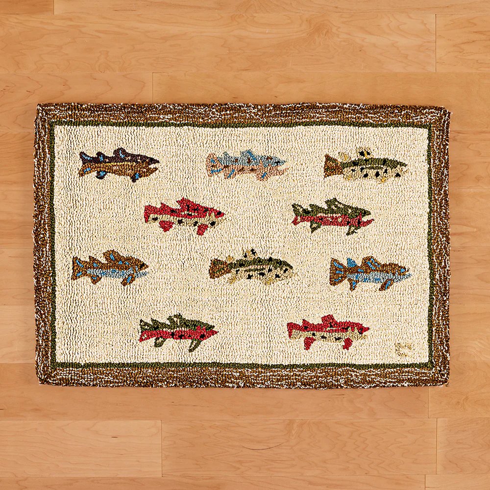 Chandler 4 Corners 2' x 3' Hooked Wool Rug, Summer Trout