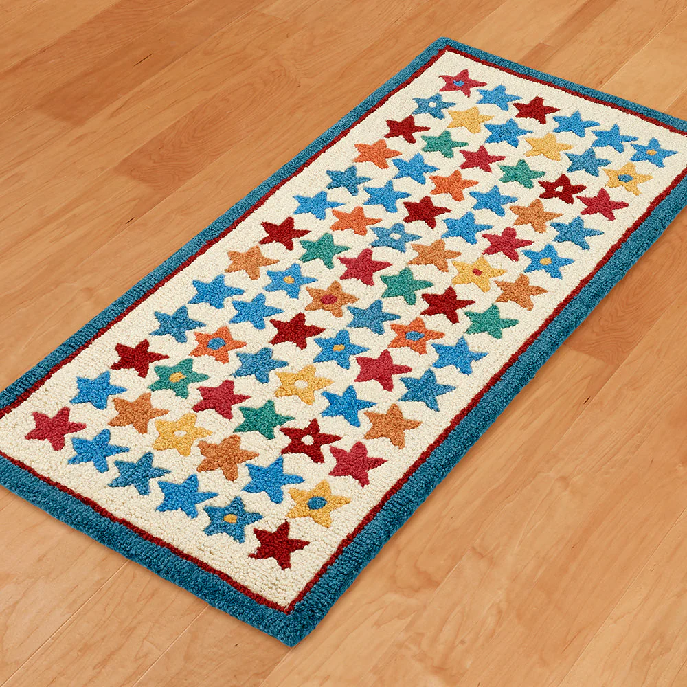 Chandler 4 Corners 2' x 4' Hooked Rug, Vivid Stars