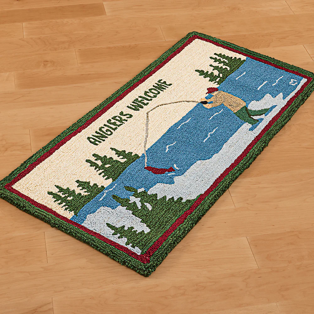 Chandler 4 Corners 2' x 4' Hooked Wool Rug, "Anglers Welcome"