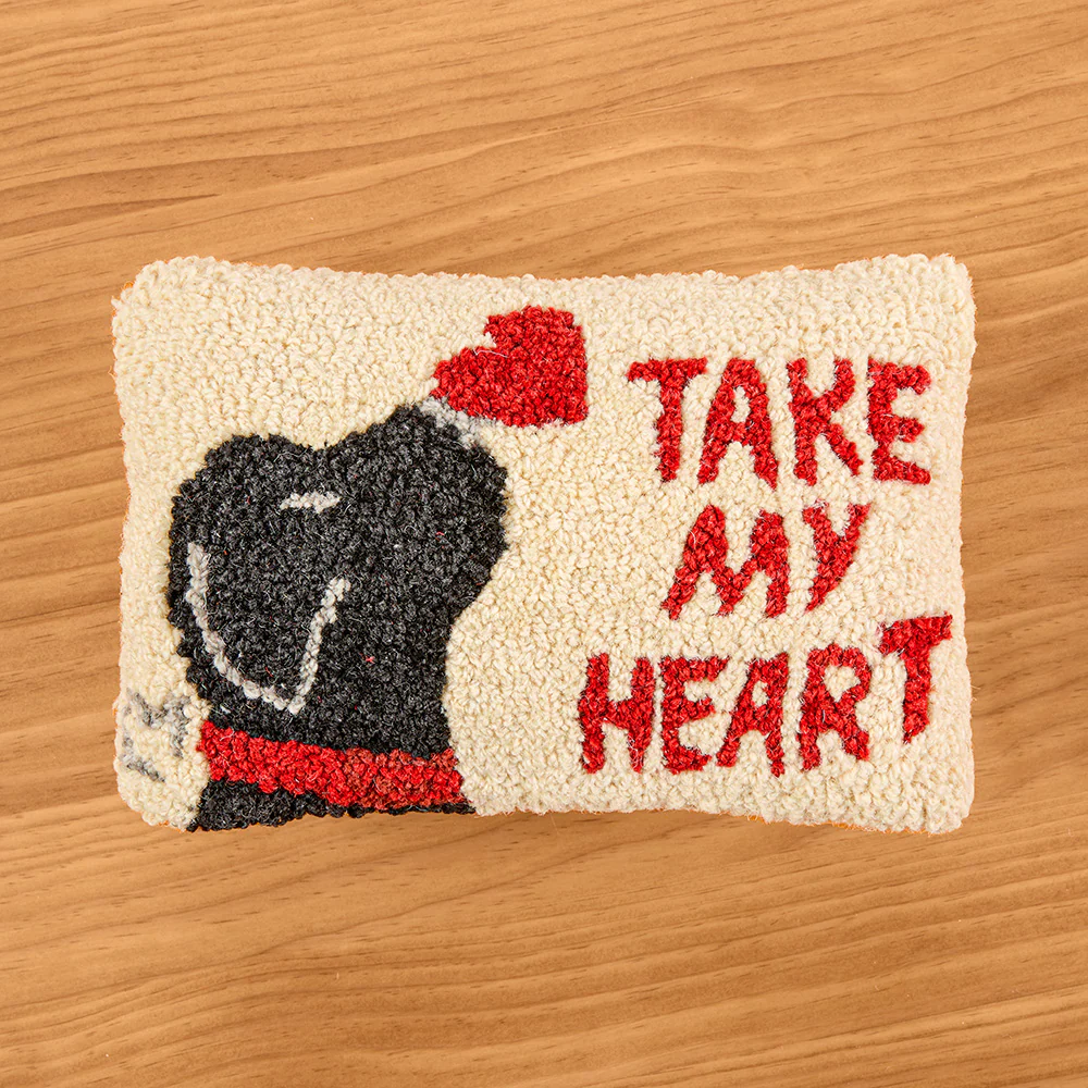 Chandler 4 Corners 8" x 12" Hooked Wool Pillow, "Take My Heart" Lab