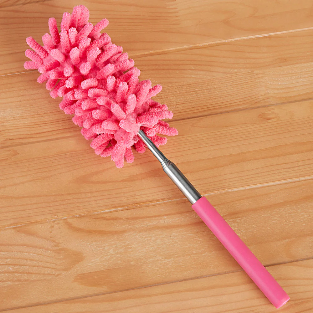Kikkerland Colored Extendable Chenille Duster - Image 2
