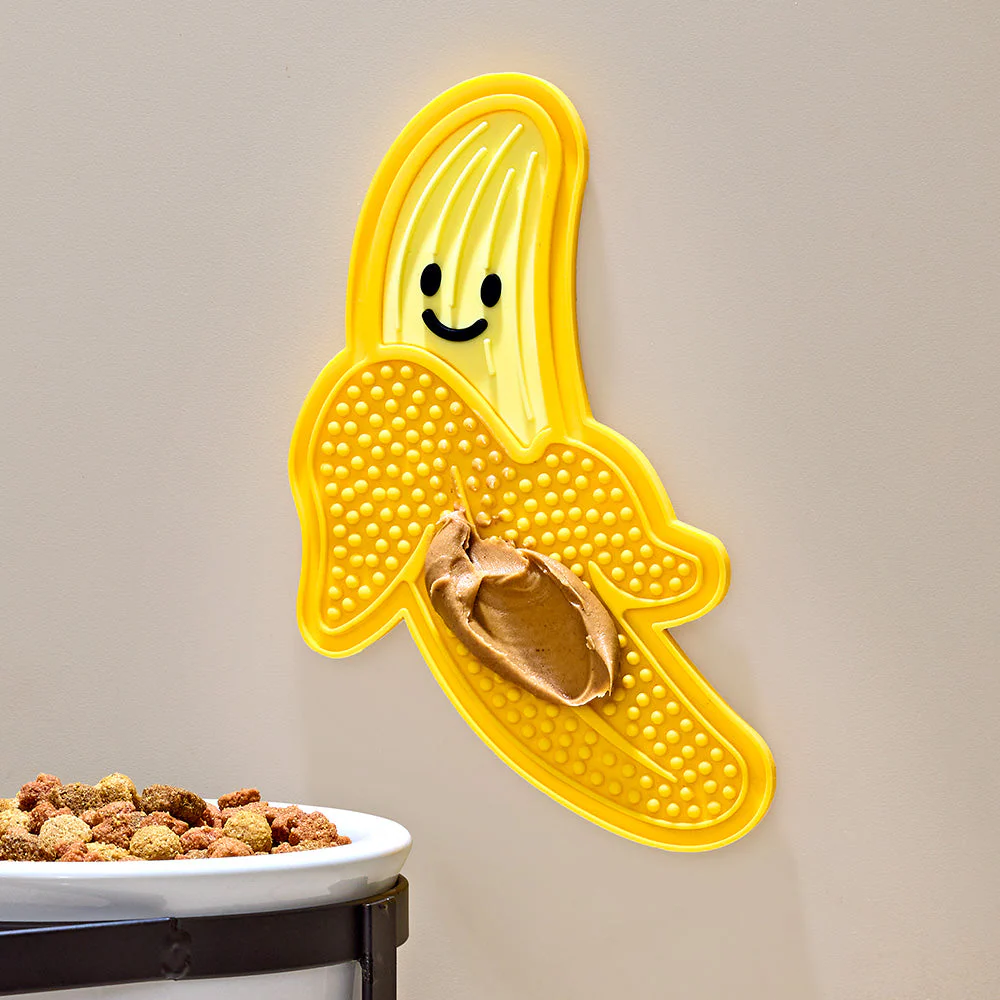 Kikkerland Kobe Banana Lick Mat Dog Toy - Image 2