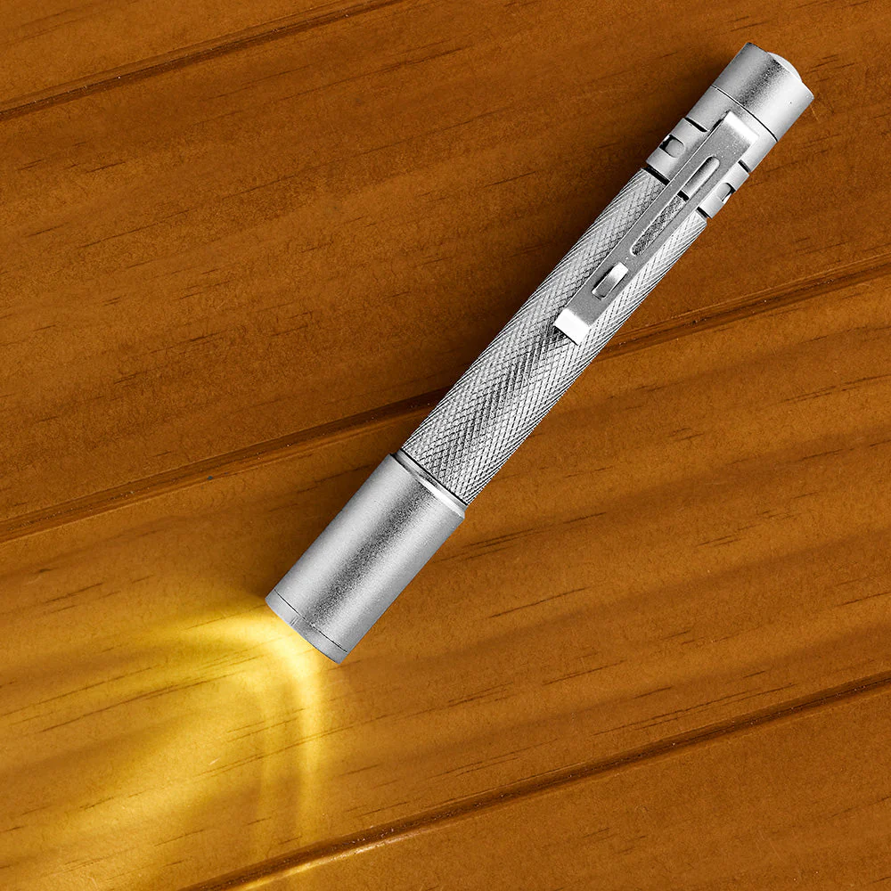 Kikkerland Pocket Flashlight - Image 3
