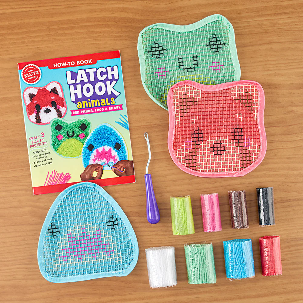 Klutz Latch Hook Animals Craft Kit - Image 2