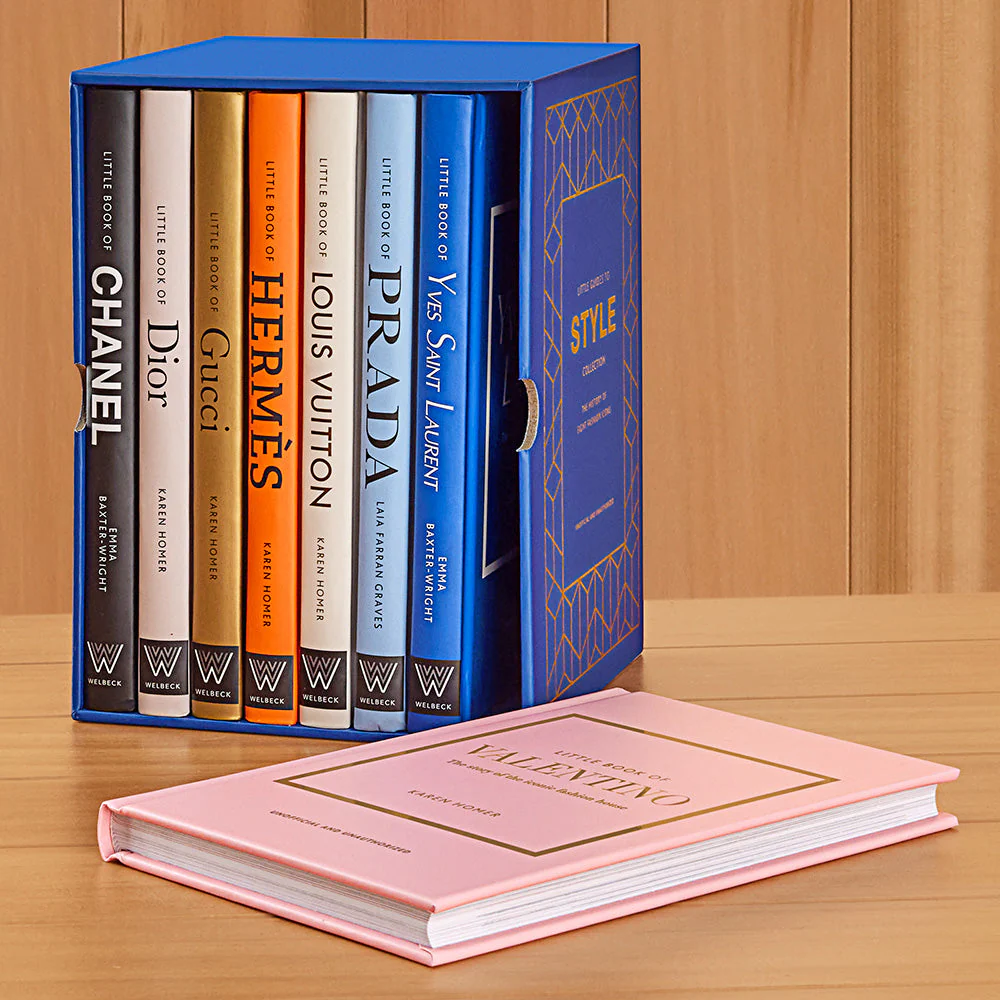 Little Guides to Style Book Collection: The History of Eight Fashion Icons - Image 2