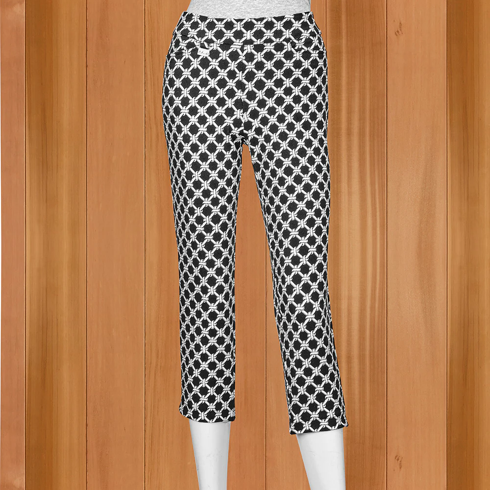 Lulu-B Pull-On Bangladine Capris, Twisted Knots