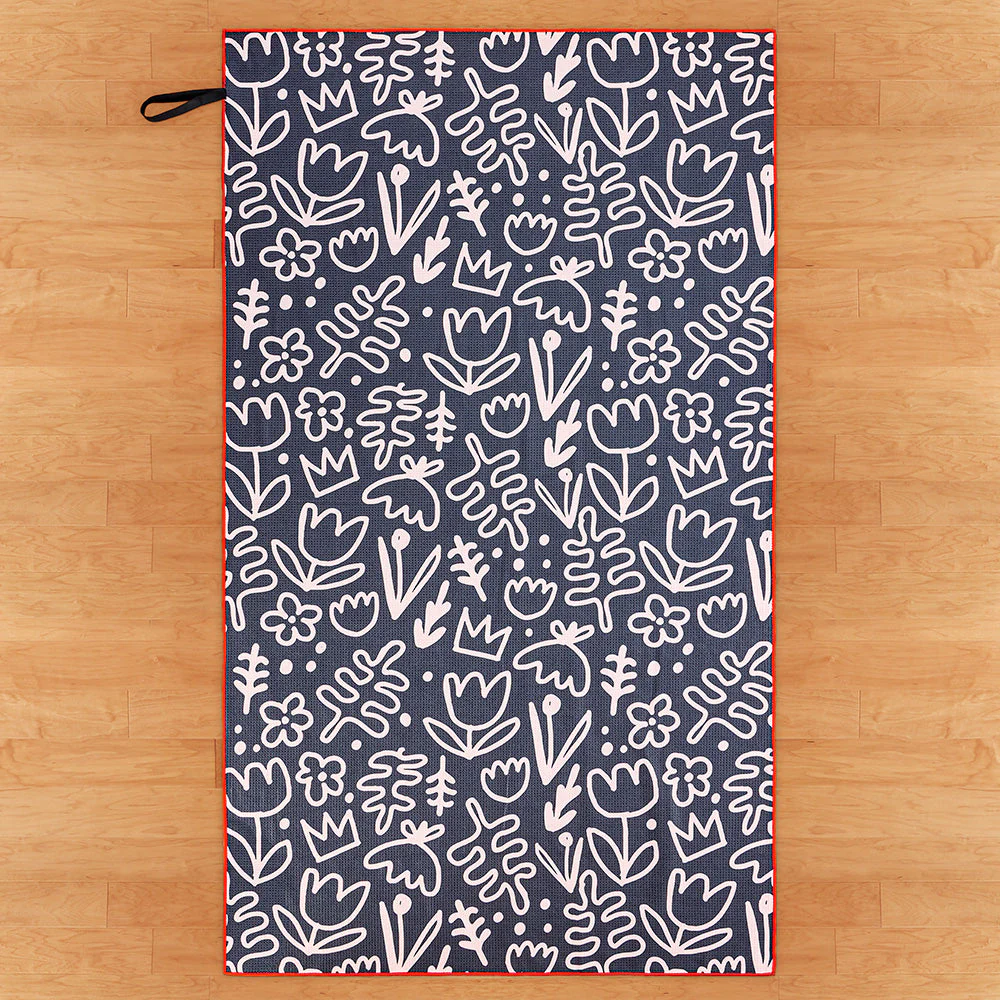 Reversible Microfiber Pool Towel, Daisy Tiles - Image 2