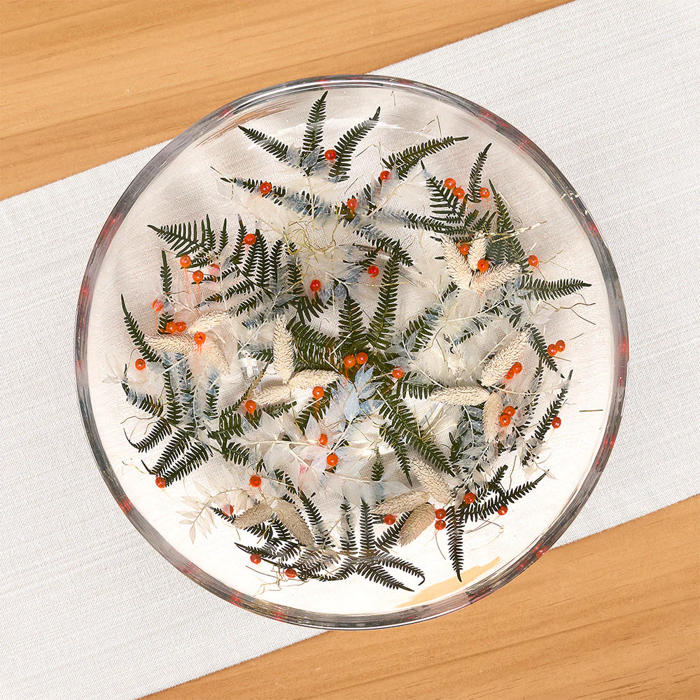 Riccardo Marzi Resin Serveware, Christmas Serving Bowl - Image 2