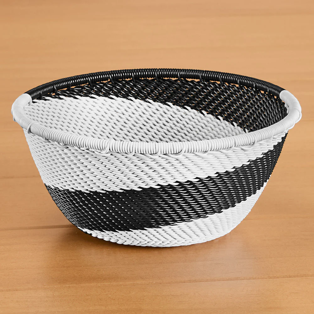 Round Telephone Wire Bowl, African Eclipse - Image 2