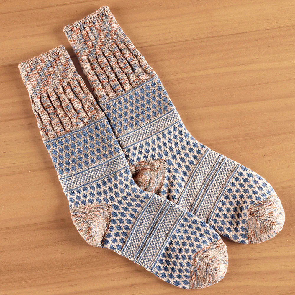 World's Softest Women's Weekend Gallery Textured Crew Socks - Image 4